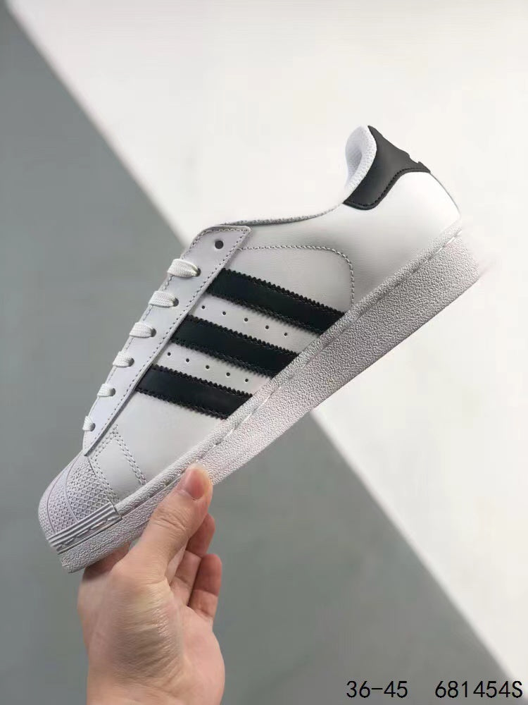 Tenis Adidas Superstar Blanco Negro.