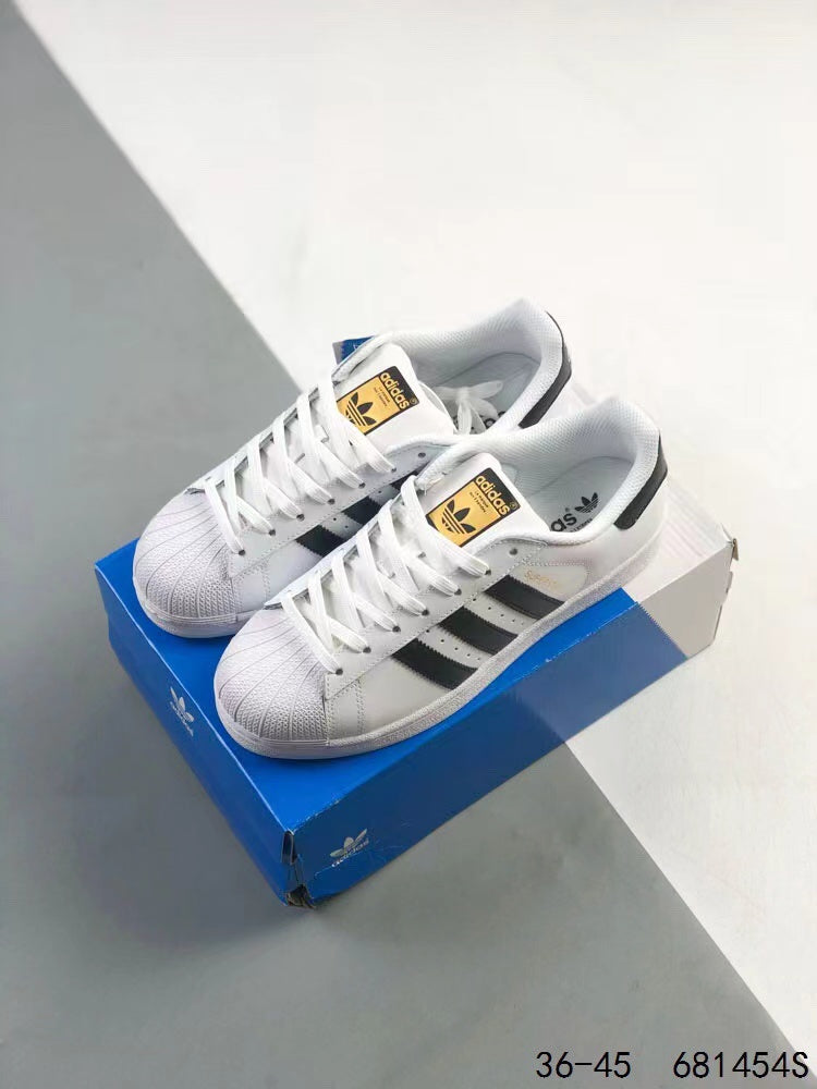 Tenis Adidas Superstar Blanco Negro.