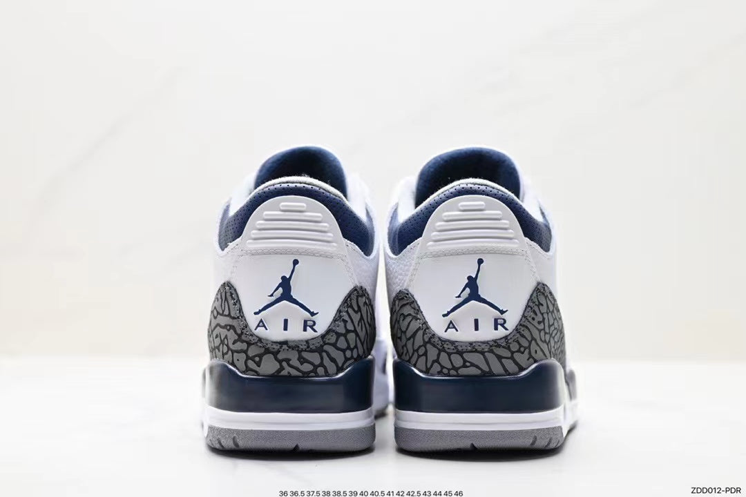 Tenis Jordan 3 Retro Blanco Azul Oscuro.