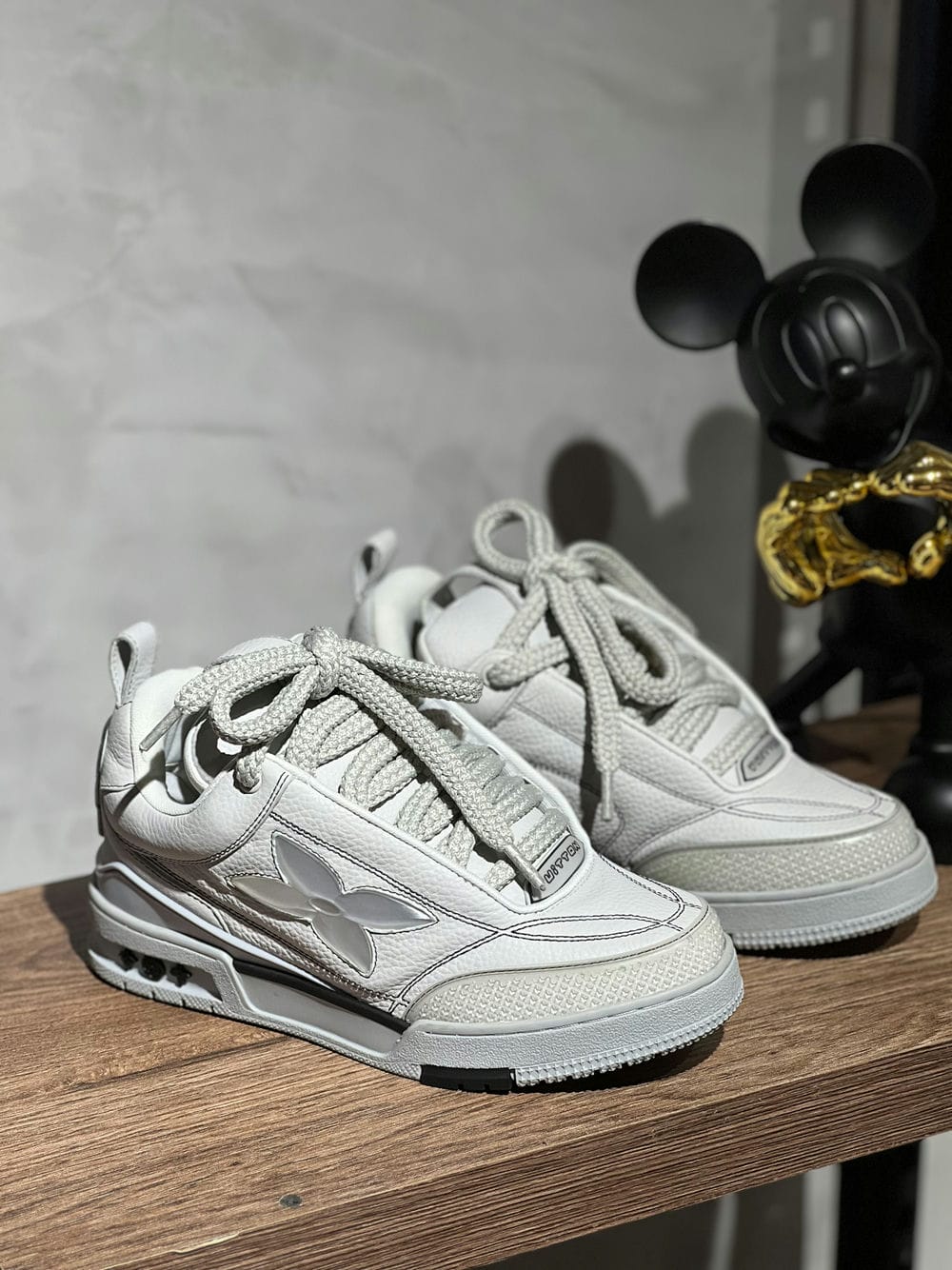 TENIS LOUIS VUITTON SKATE BLANCO NEGRO