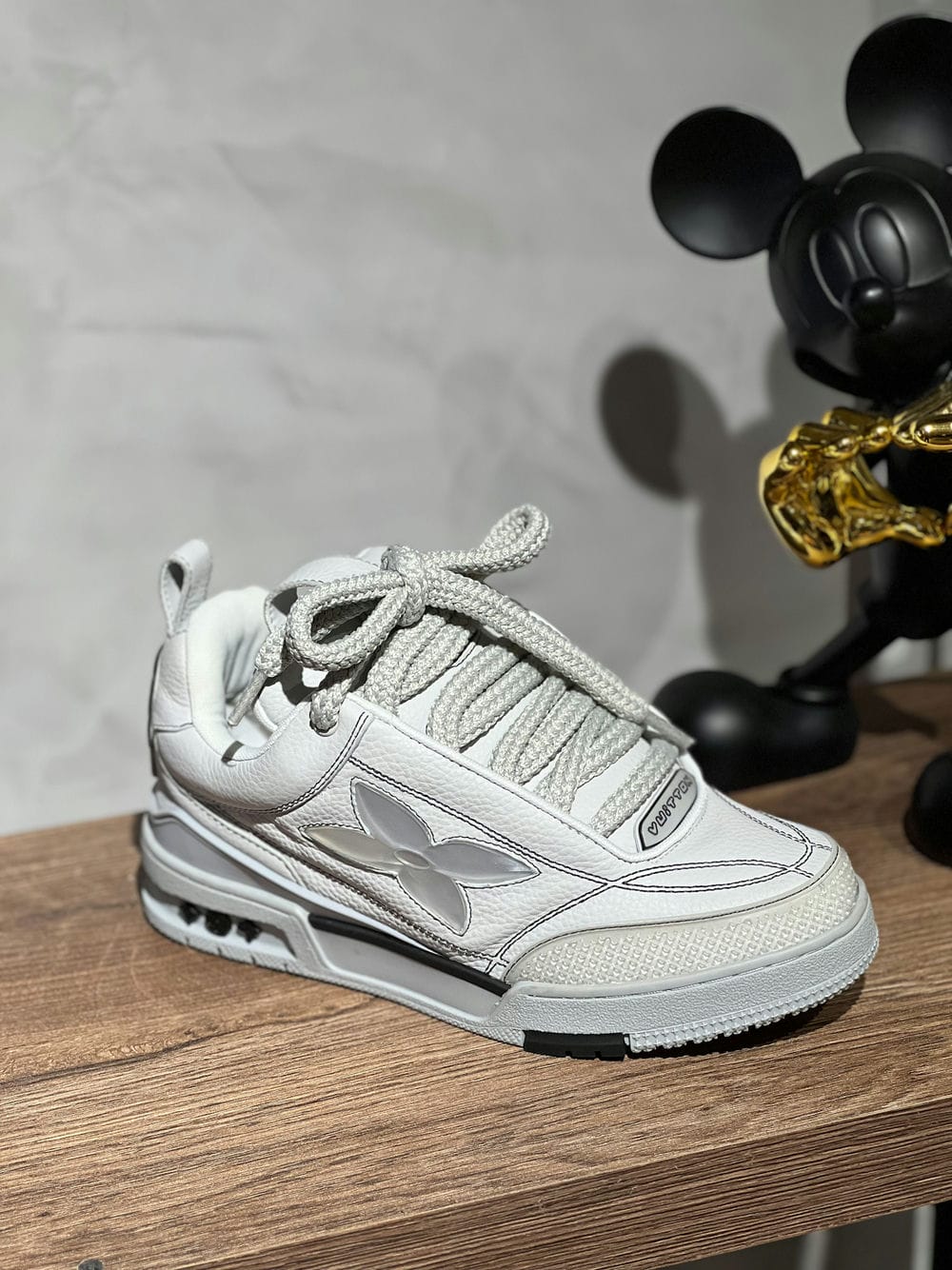 TENIS LOUIS VUITTON SKATE BLANCO NEGRO