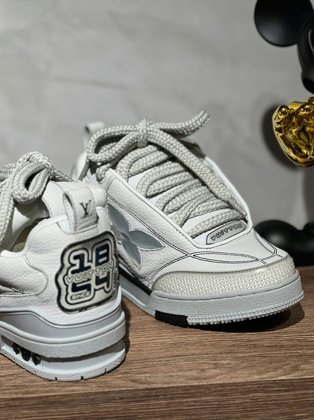 TENIS LOUIS VUITTON SKATE BLANCO NEGRO