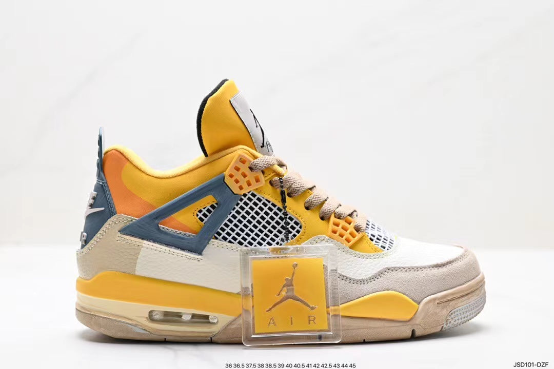 Tenis Jordan 4 Retro Blanco Amarillo.