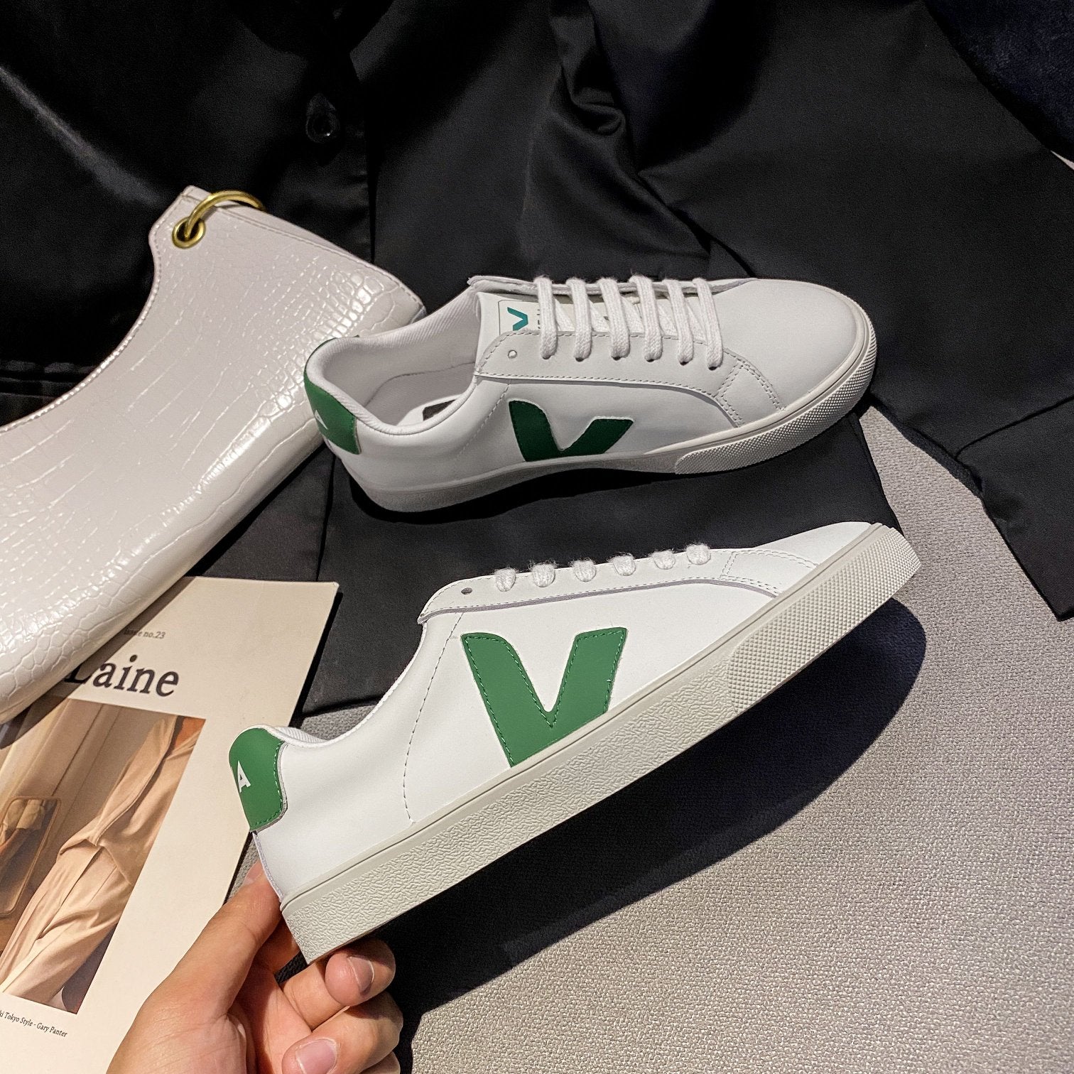 Tenis Veja Blanco Verde.