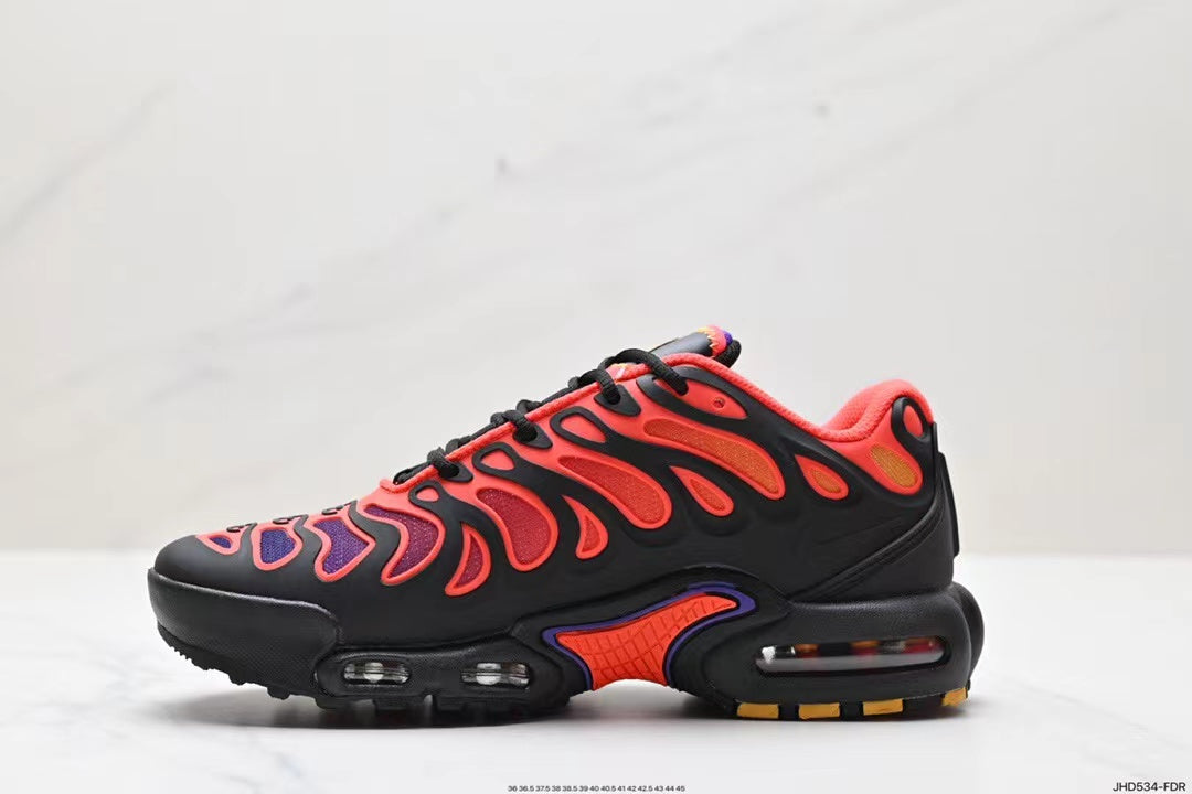 Tenis Air Max Plus Negros Rojo.