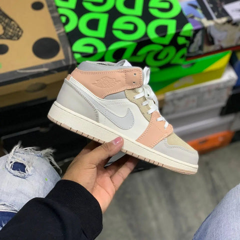 Tenis Jordan 1 Retro Rosa Veig.