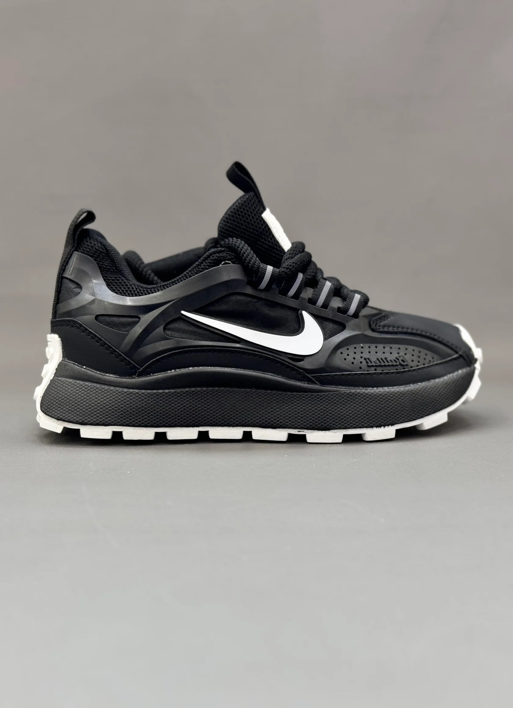 Tenis Air Benelli Negro.