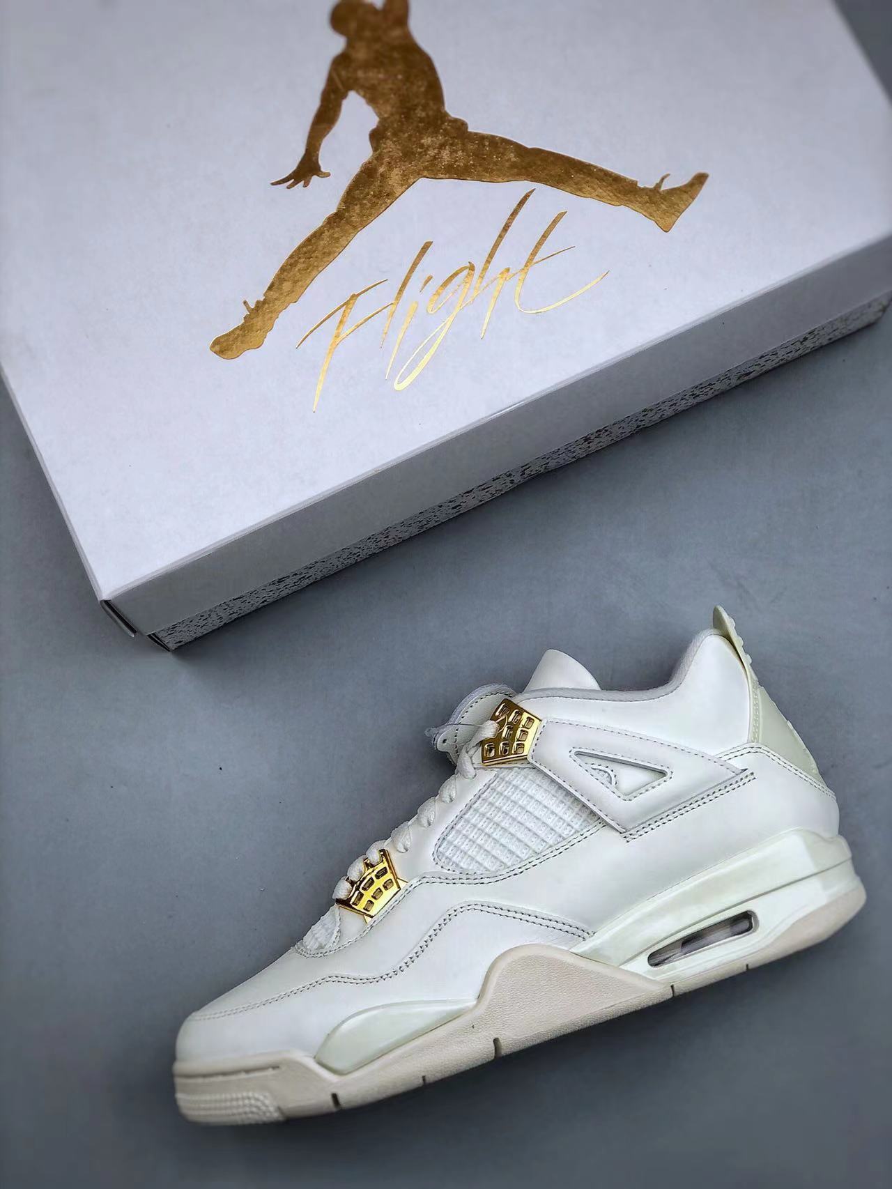 Tenis Jordan 4 Retro Blanco.