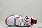 Tenis Jordan 4 Retro Blanco Rojo.