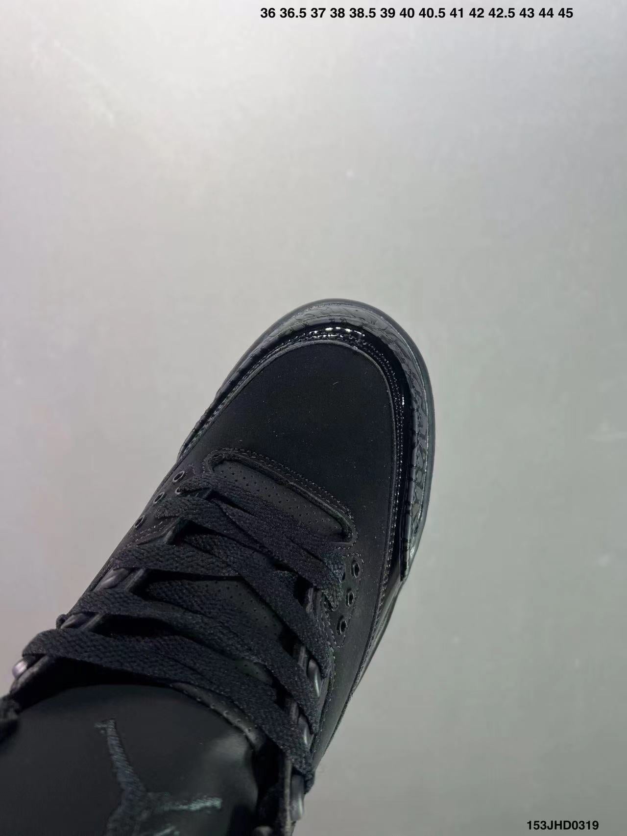 Tenis Jordan 3 Retro Negro.