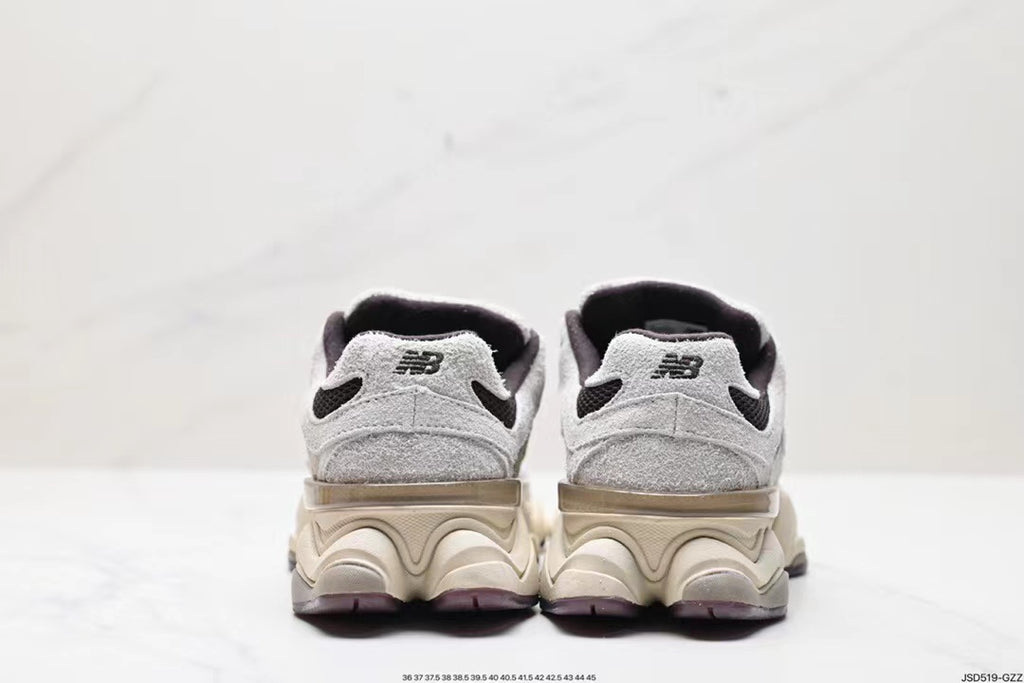 Tenis New Balanace 9060 Blanco Negro.