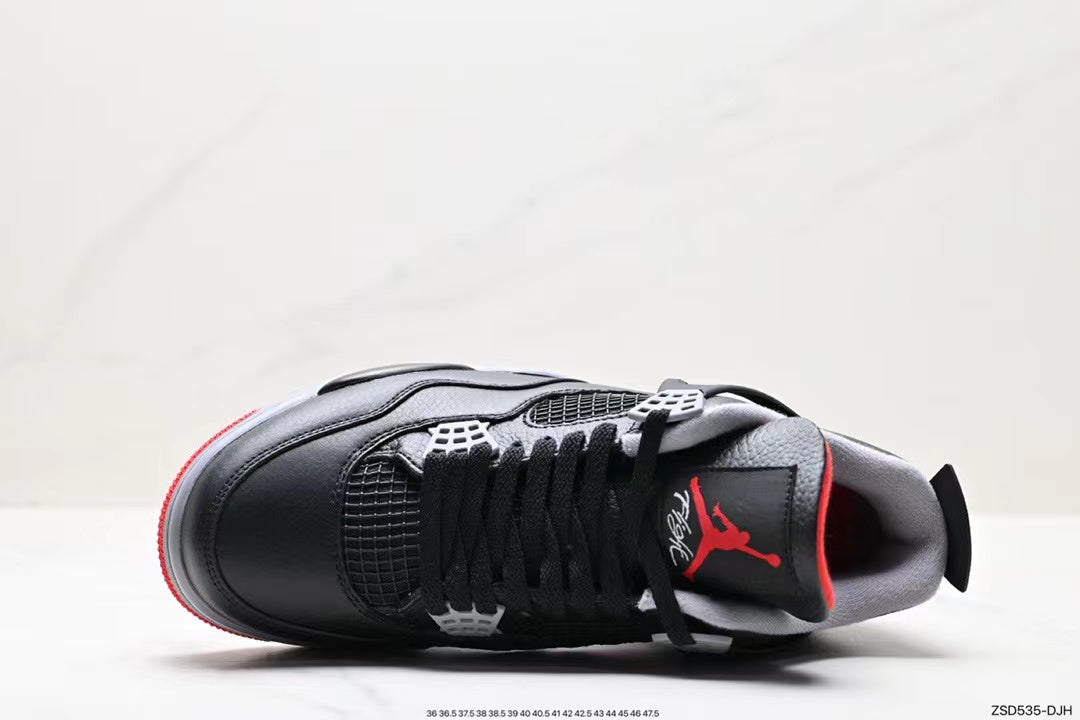 Tenis Jordan 4 Retro Negro Gris.