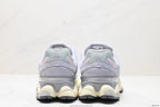 Tenis New Balanace 9060 Gris Claro Veig.