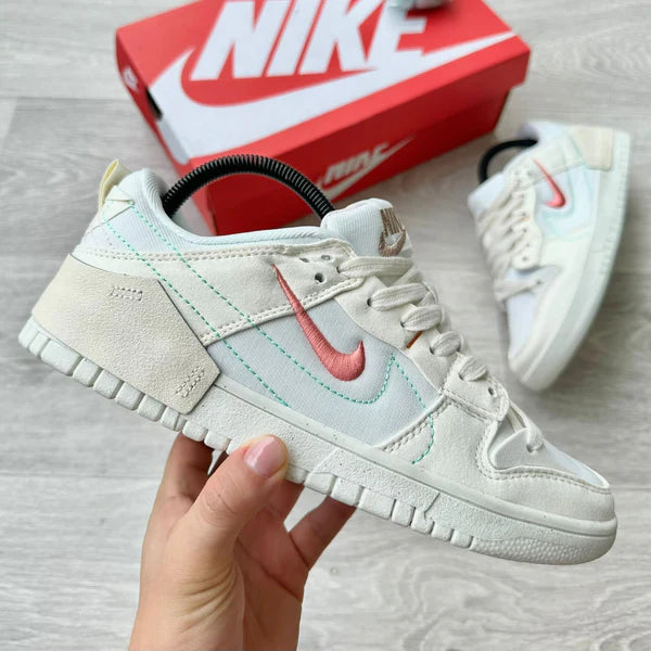 Tenis SB Dunk Low Blanco.