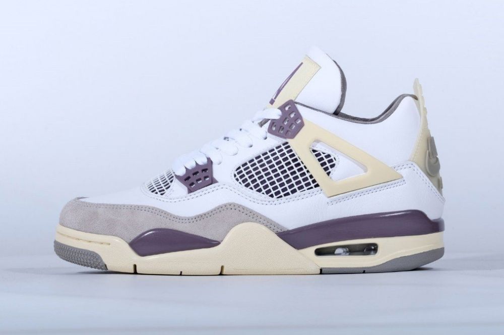 Tenis Jordan 4 Retro Blanco Gris.