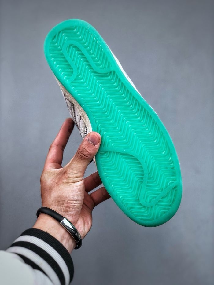 Tenis Adidas Superstar Blanco Suela Verde.