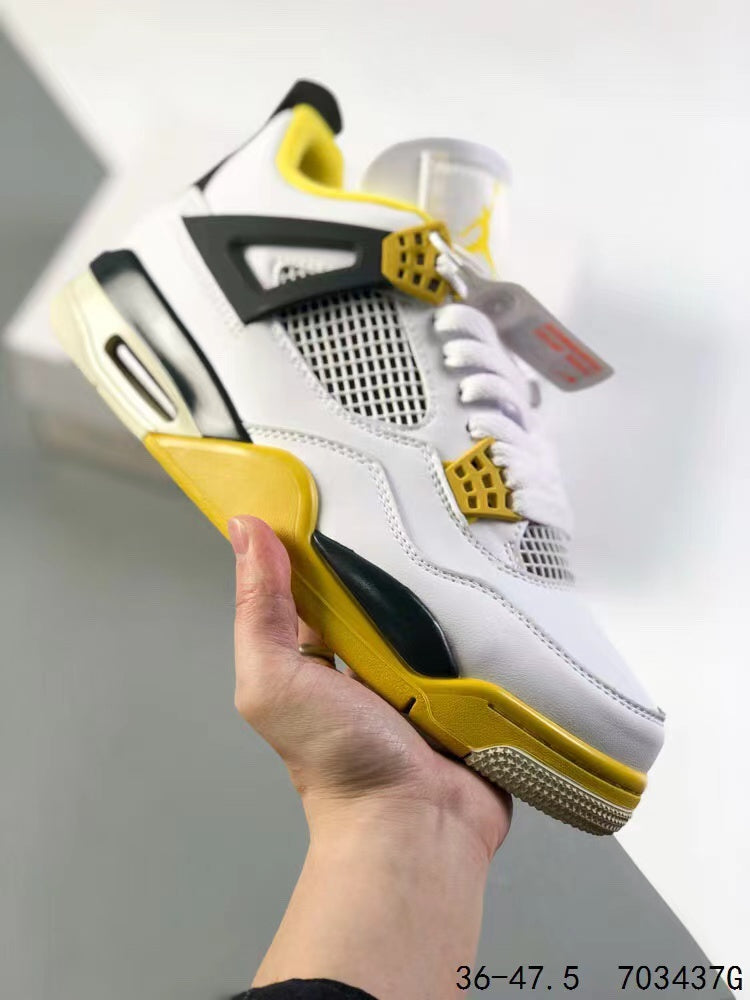 Tenis Jordan 4 Retro Blanco Amarillo.