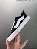 Tenis Vans Clasicas Negro Blanco.