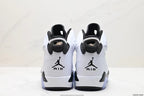 Tenis Jordan 6 Retro Blanco Negro.