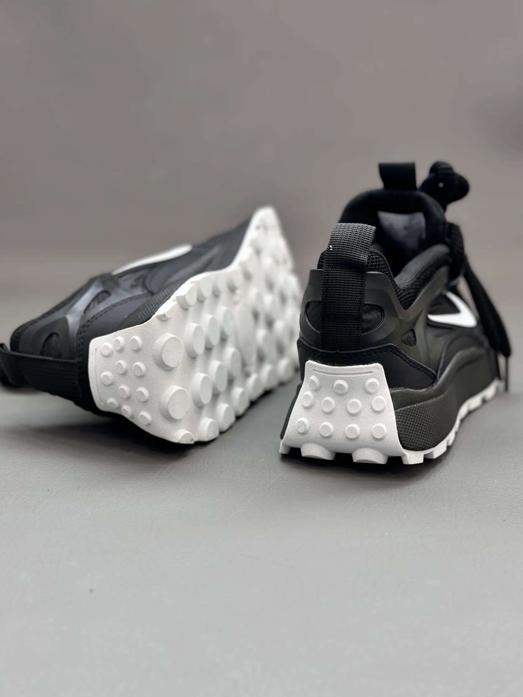 Tenis Air Benelli Negro.