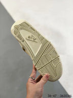 Tenis Jordan 4 Retro Blanco.