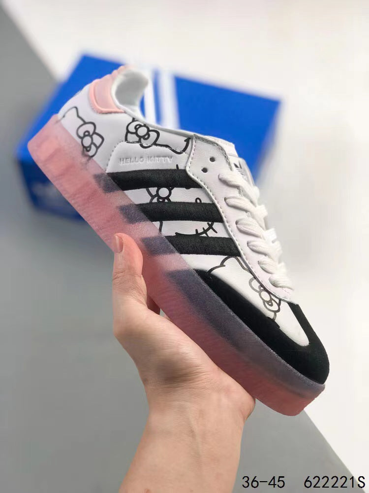 Tenis Samba Plataforma Hello Kity.