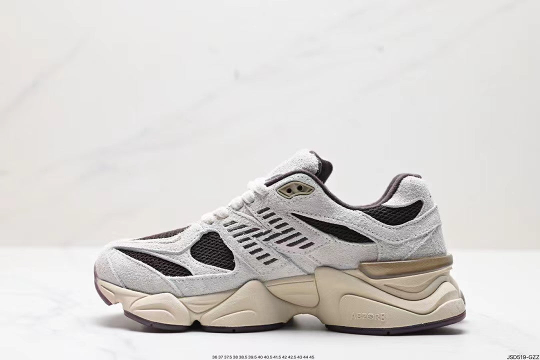 Tenis New Balanace 9060 Blanco Negro.
