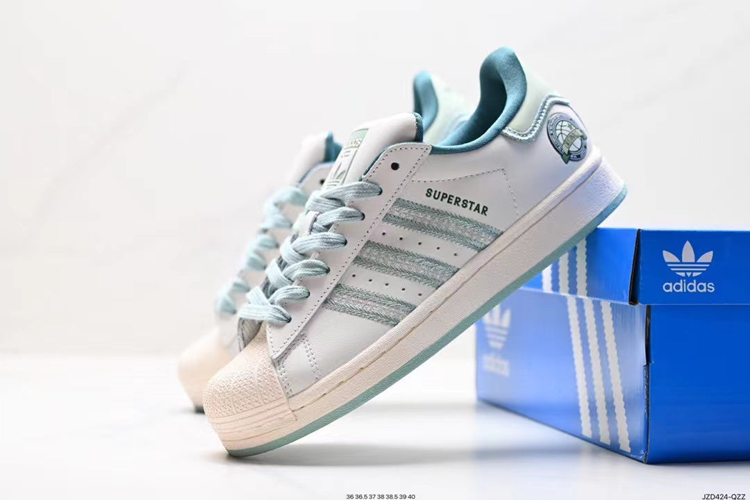 Tenis Adidas Superstar Dumbo.