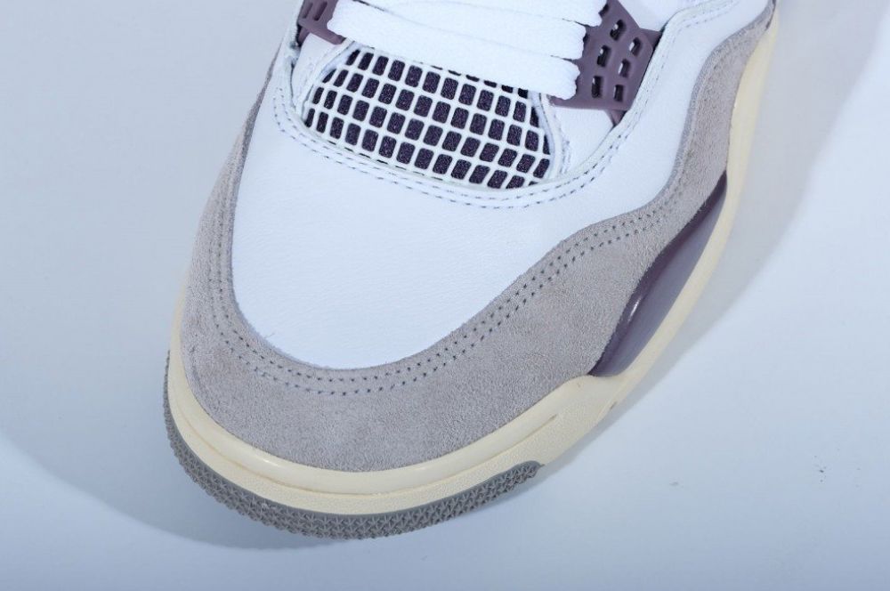 Tenis Jordan 4 Retro Blanco Gris.