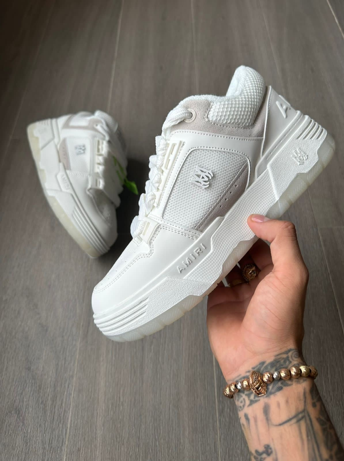 Tenis Amiri Blanco.