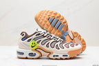 Tenis Air Max Plus Blanco Cafe.