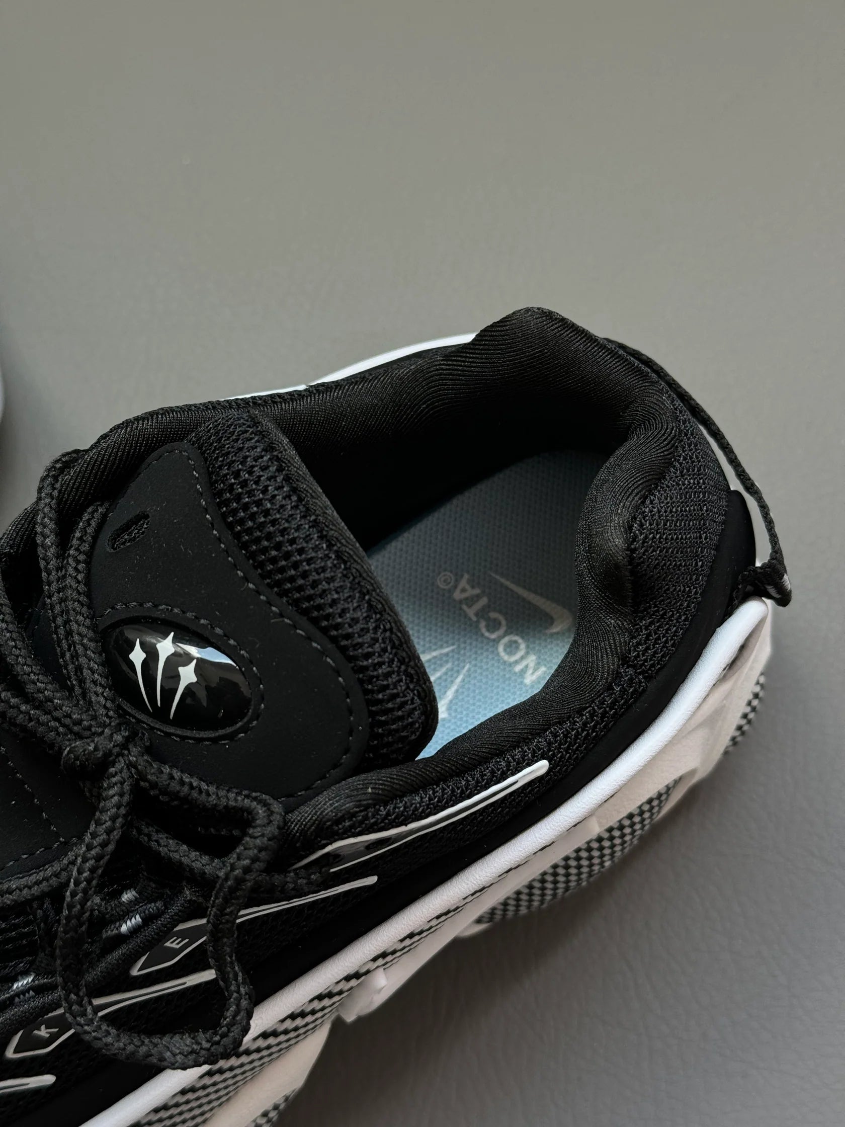 Tenis Step Air Terra/Nocta Negro/Blanco.