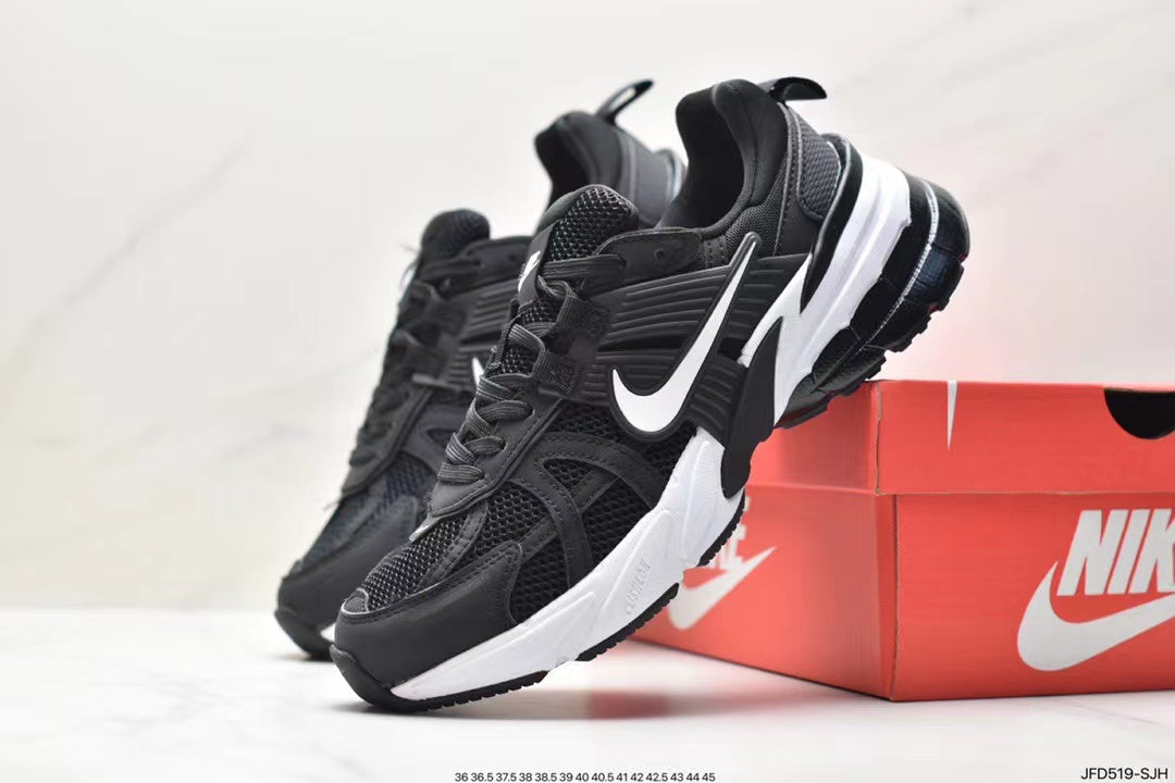 Tenis V2K Negro.