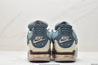 Tenis Jordan 4 Retro Blanco Azul.