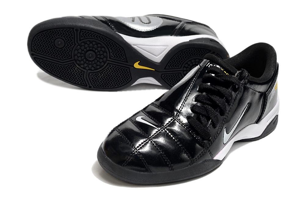 Zapatillas Total 90 Negro.