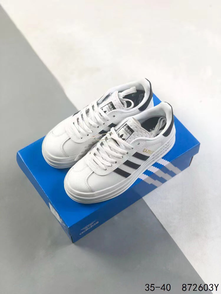 Tenis Gazelle Bold Blanco Plataforma.