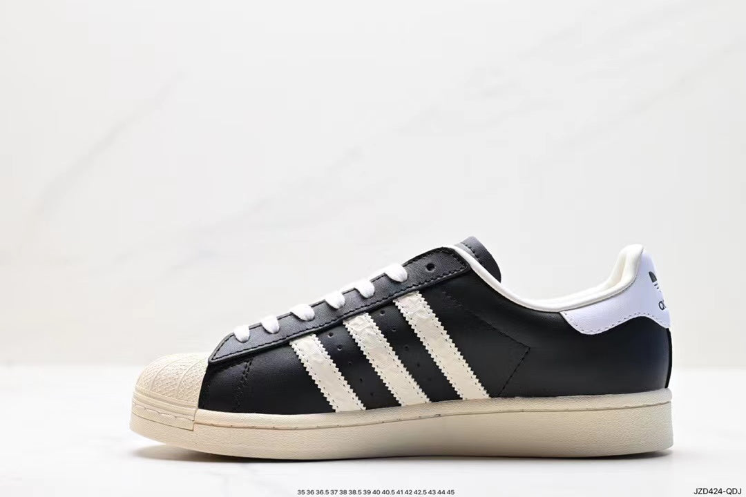Tenis Adidas Superstar Blanco Suela Verde.