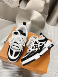Tenis Louis Vuitton Blanco Negro.