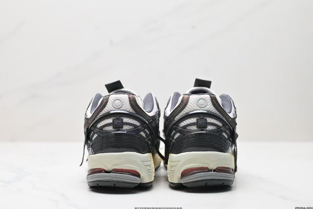 Tenis New Balance 1906 Negro Gris.