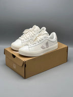 TENIS VEJA BLANCO GRIS.