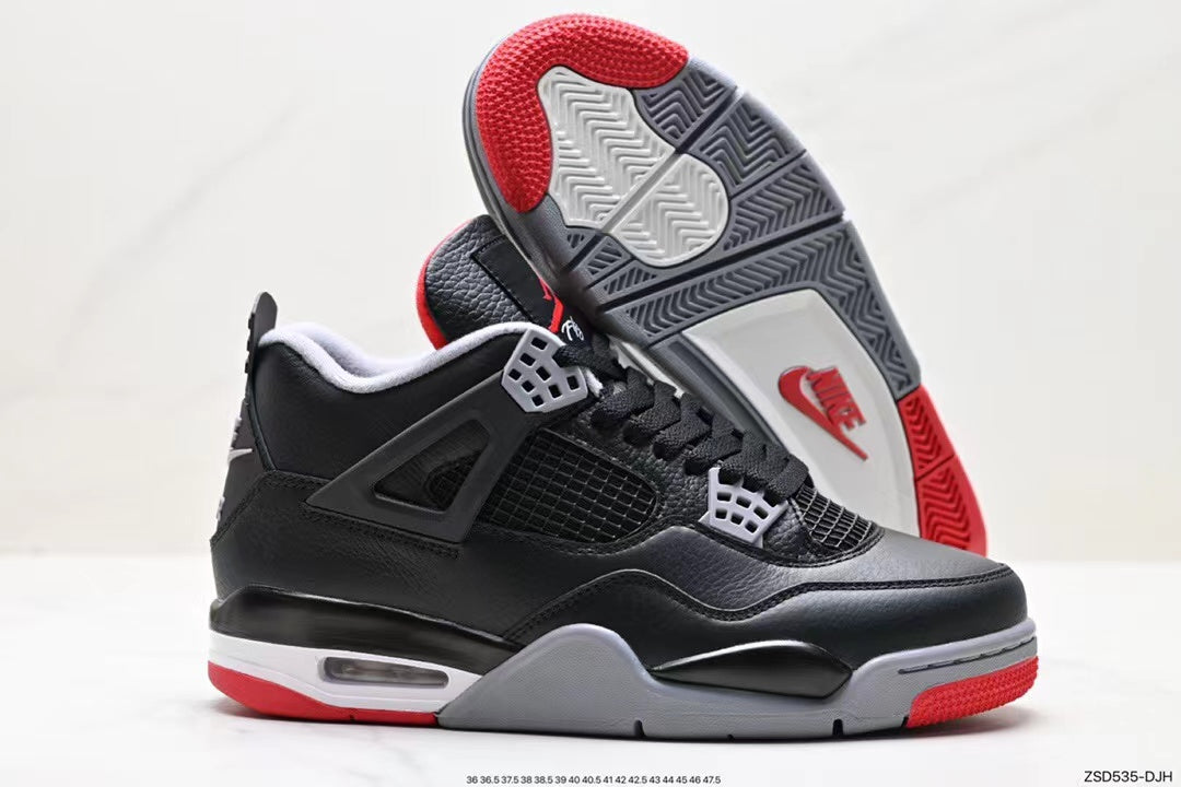 Tenis Jordan 4 Retro Negro Gris.