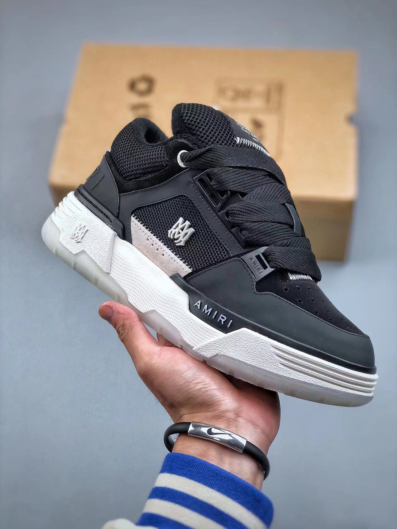 Tenis Amiri Negro.