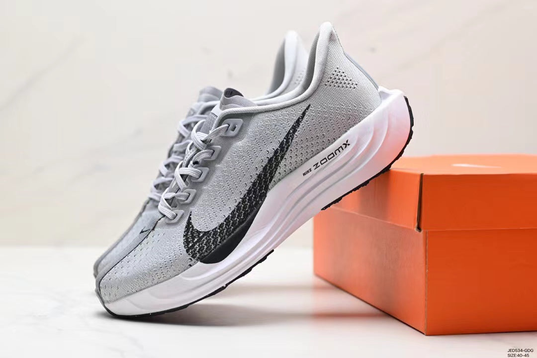 Tenis Zoom x Pegasus Gris.