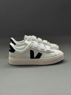 Tenis Veja Blanco Negro.