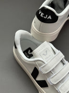 Tenis Veja Blanco Negro.