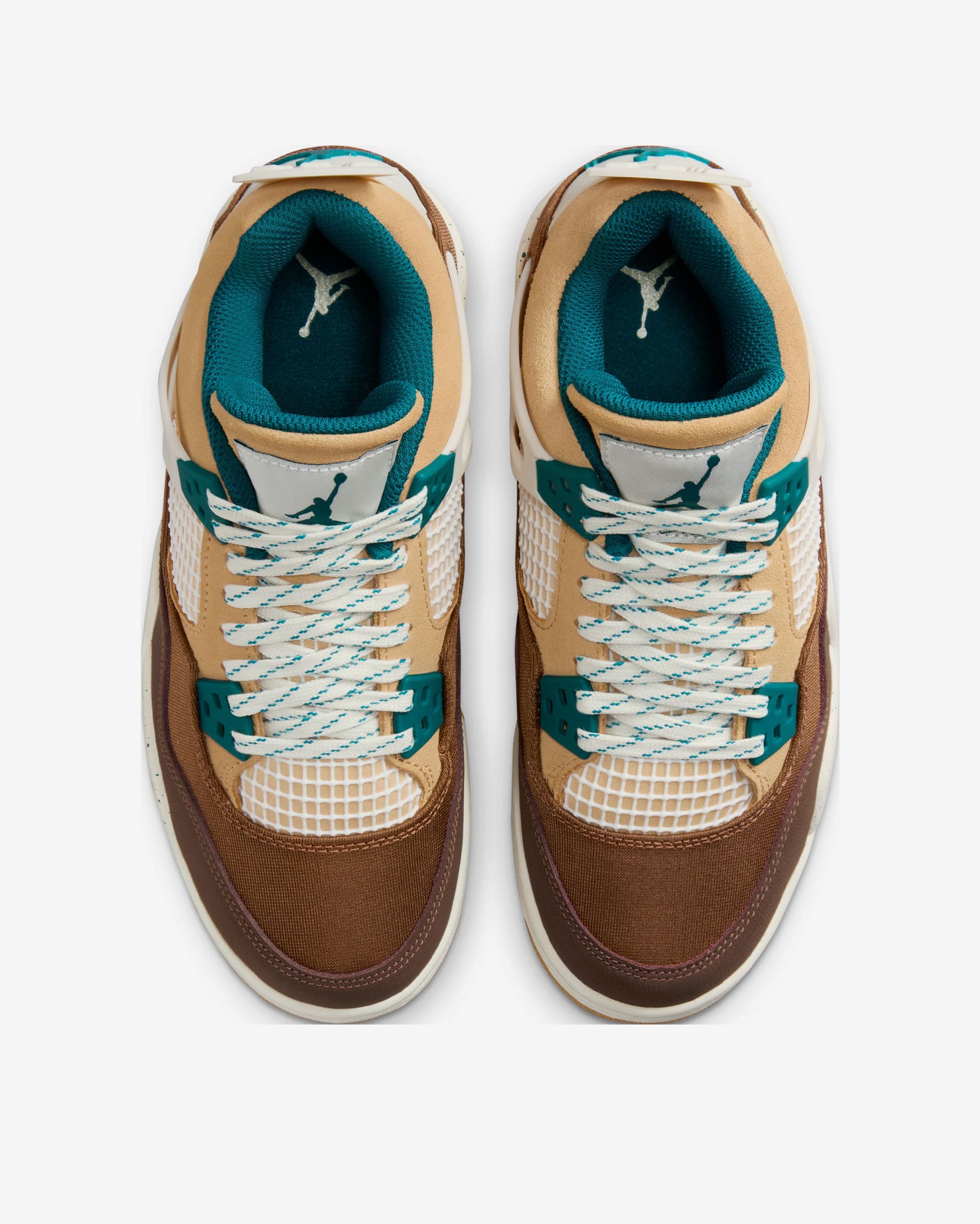 Tenis Jordan 4 Retro Cafe Oscuro y Claro.