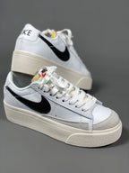 Tenis Blazer Low Pataforma Blanco Negro.