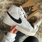 Tenis Blazer Low Pataforma Blanco Negro Bota.