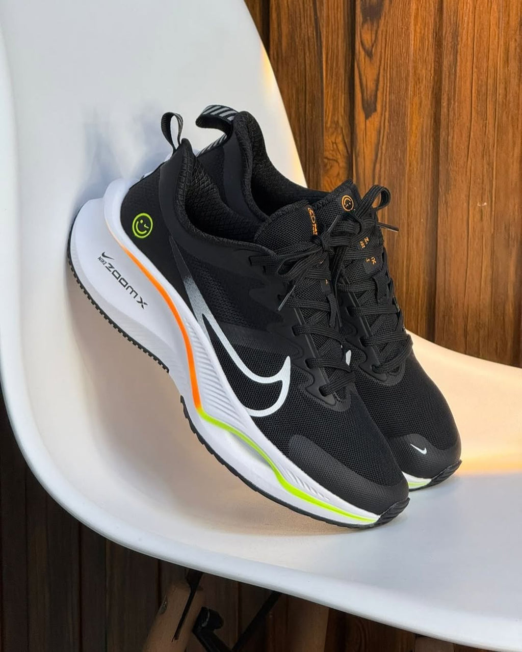 Tenis Air Max x Happy Negro Blanco Verde.