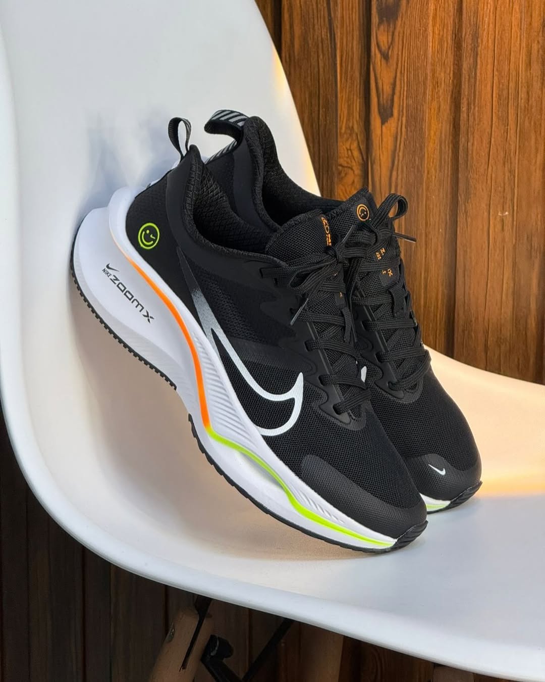 Tenis Air Max x Happy Negro Blanco Verde.